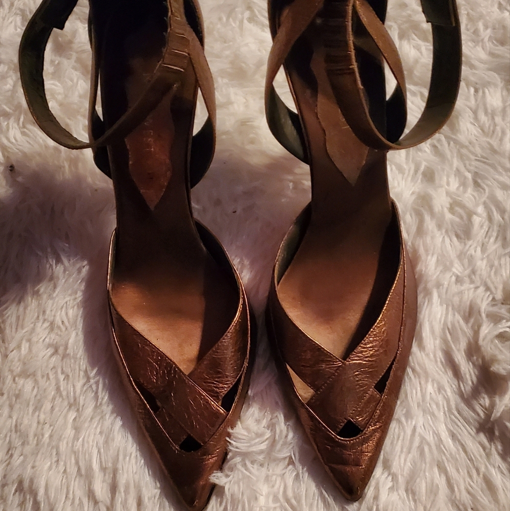 Pewter gold Nine West 4" heels 10m